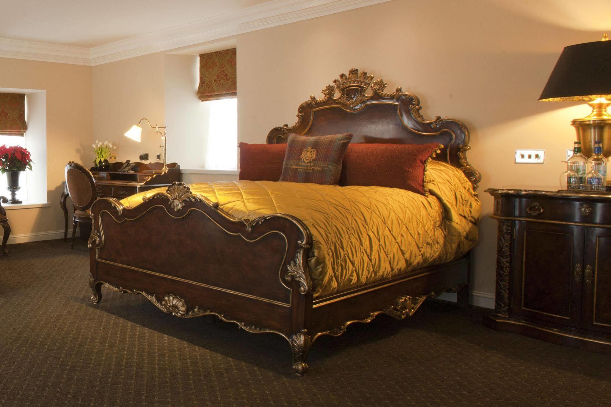 Trump Macleod House & Lodge, Scotland Balmedie Bagian luar foto