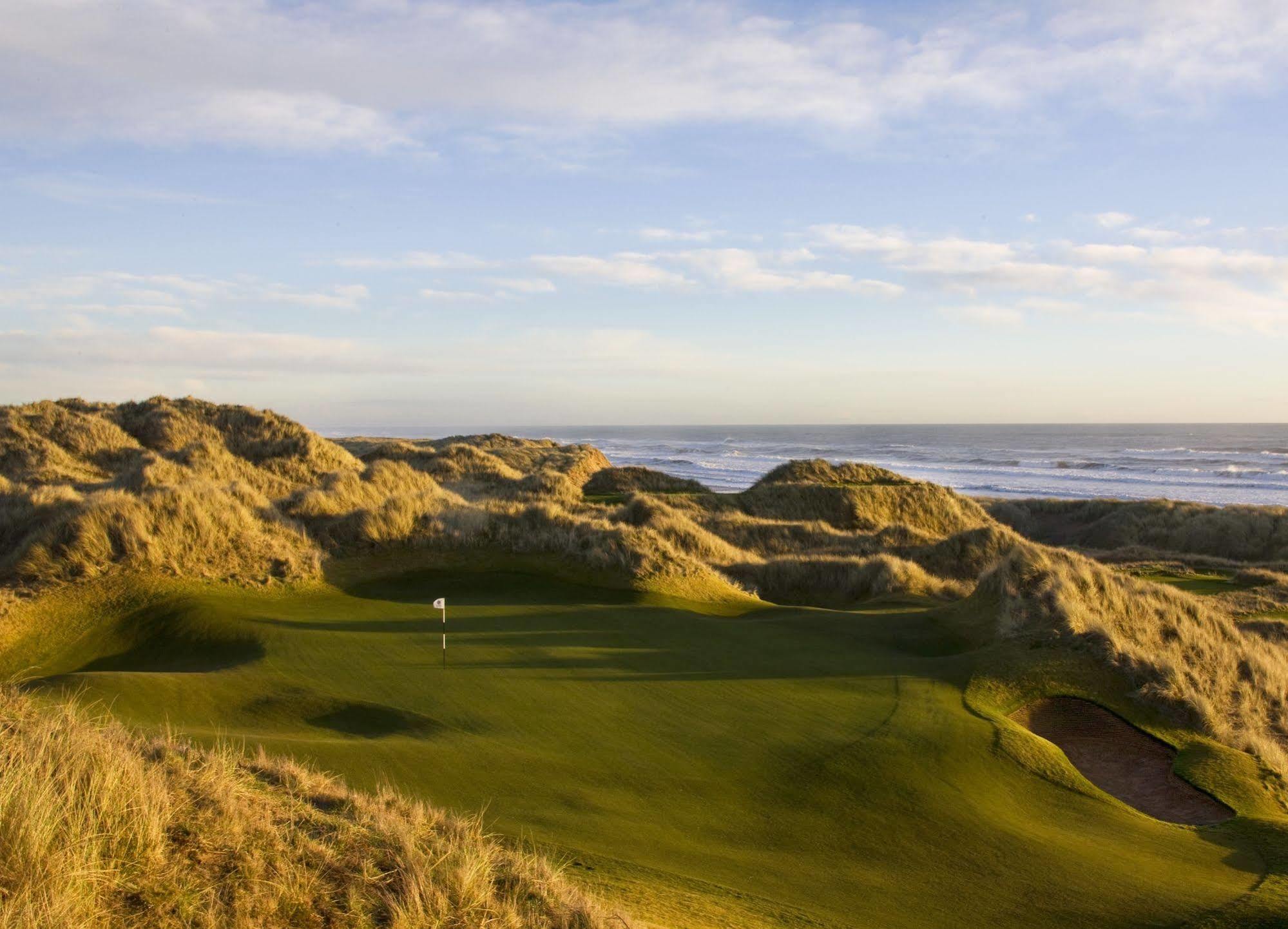 Trump Macleod House & Lodge, Scotland Balmedie Bagian luar foto