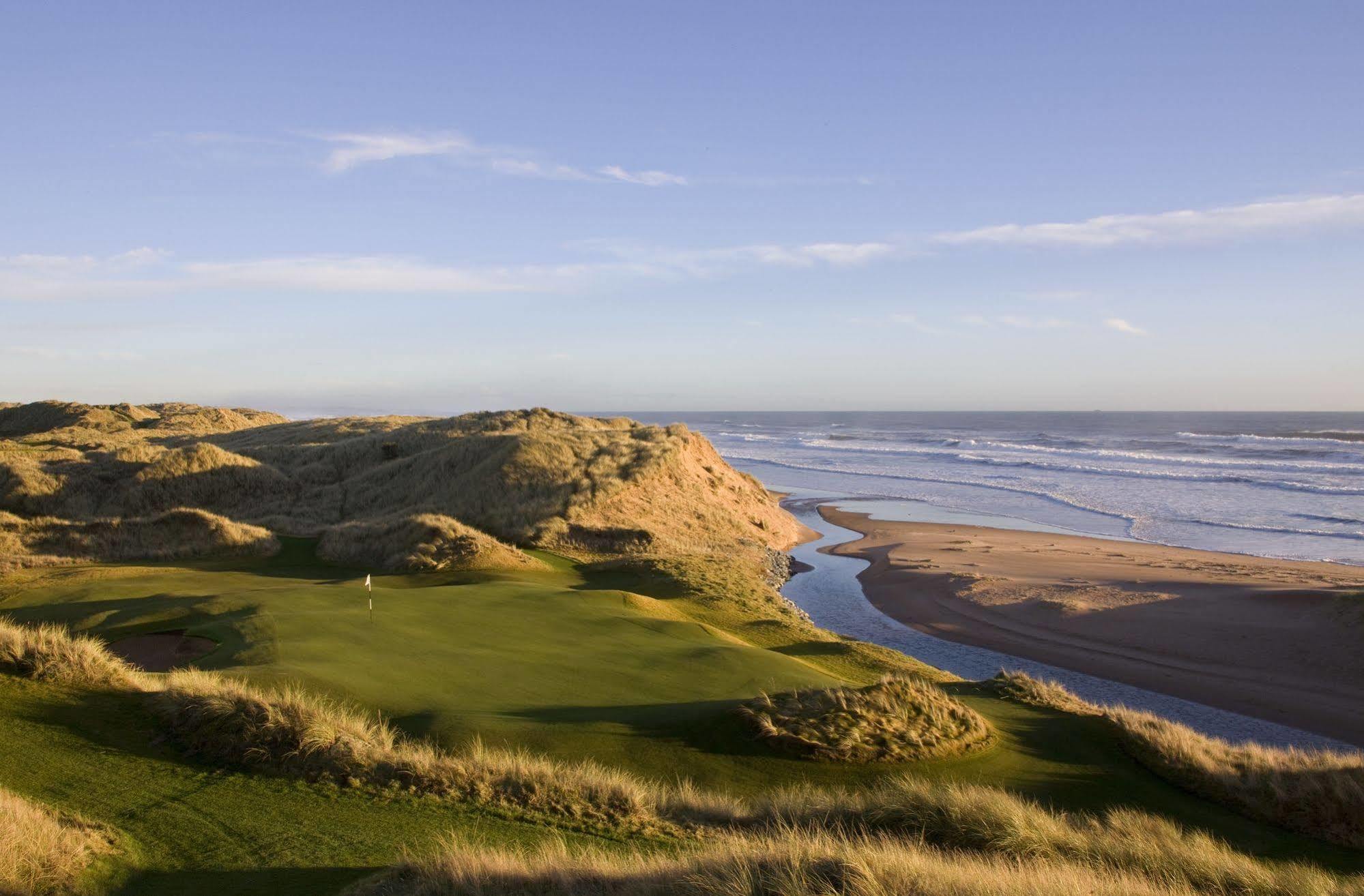 Trump Macleod House & Lodge, Scotland Balmedie Bagian luar foto